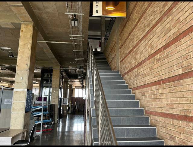 3,000M² SHOWROOM FOR SALE IN DALPARK